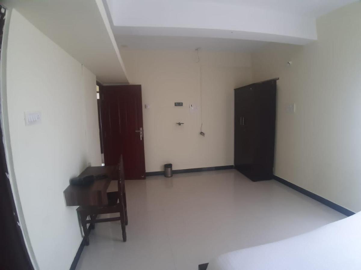 SaiRenu Residency near Maruthamalai&ISHA Adiyogi Hotel Marudhamalai Bagian luar foto